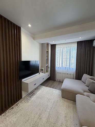 квартиры киркомстром: 2 комнаты, 82 м², 7 мкр Элитка, 10 этаж, Дизайнерский ремонт — 1