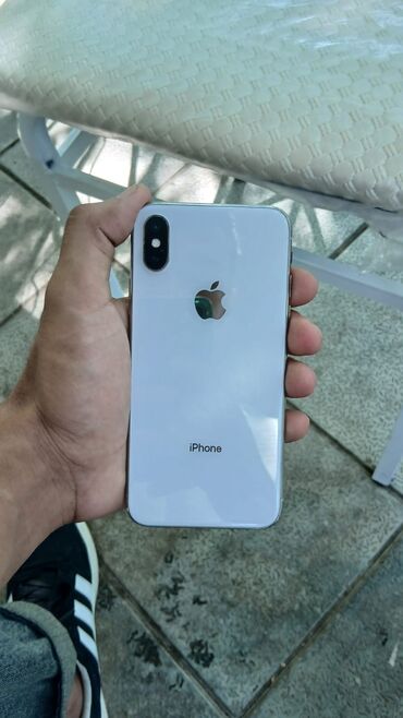 flying decibels the road на телефон: IPhone X, 64 ГБ, Белый