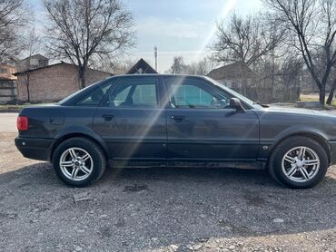 Audi: Audi 80: 1995 г., 2 л, Механика, Бензин, Седан