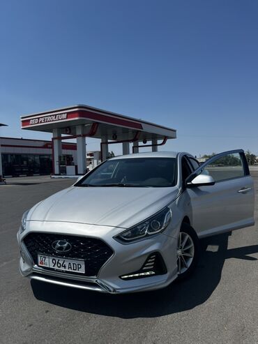 автомобили мерс: Hyundai Sonata: 2020 г., 2 л, Автоматические, Газ, Седан