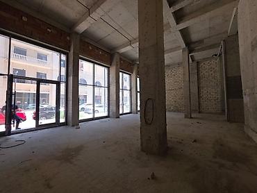 Коммерческая недвижимость: İcarəyə verilir obyekt 150 m², Ağ şəhər q. 🏢 **Ağ Şəhərdə təmirsiz — 4
