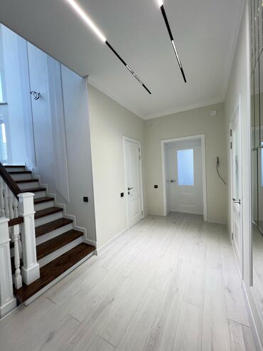 Продажа домов: Дом, 280 м², 7 комнат, Агентство недвижимости, Дизайнерский ремонт — 2