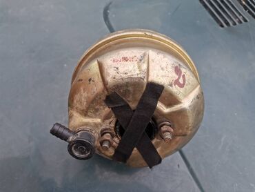 Auto delovi: Servo kpcnica Lada 7 Riva,2121 Niva. Polovno, ocuvano. Malo bio na — 1