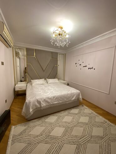 divar stolu: Б/у, Двуспальная кровать, С подъемным механизмом, С матрасом, С выдвижными ящиками, Азербайджан
