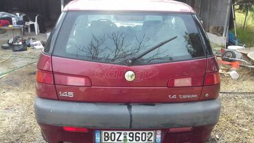 Alfa Romeo 145: 1.4 l. | 1999 έ. | 293850 km. | Χάτσμπακ