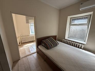 Продажа коттеджей и домов: Срочно продается полдома 68 квадрат газканализация вода, свет at lalafo.kg — 8 Продажа коттеджей и домов: Срочно продается полдома 68 квадрат газканализация вода, свет — 8