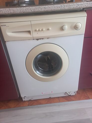 Nehrə aparatları: 150 azn islek veziyyetde hec bir problemi yoxdu Altus Wa 606 Real