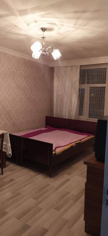 Uzunmüddətli kirayə mənzillər: Hövsanda yerləşən binanın 4-ci mərtəbəsində 1 otaqlı mənzil kirayə — 4