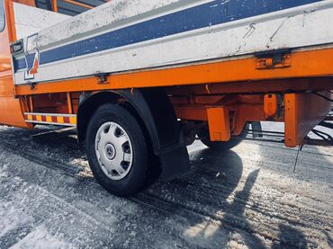 Mercedes-Benz: Mercedes-Benz 220: 2001 г., 2.2 л, Механика, Дизель, Фургон — 5