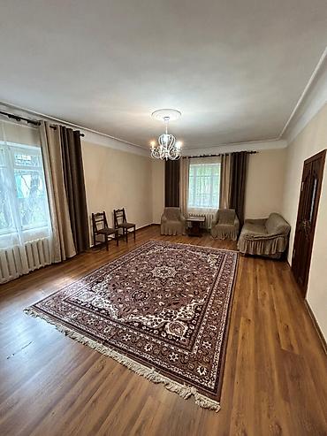 Долгосрочная аренда домов: 150 м², 5 комнат — 1