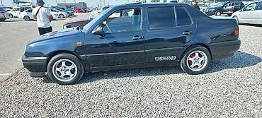 sl 55: Volkswagen Vento: 1993 г., 1.8 л, Механика, Бензин, Седан — 2