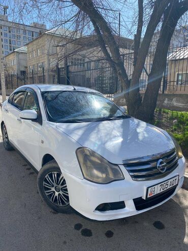 Nissan: Nissan Almera: 2013 г., 1.6 л, Механика, Бензин, Седан