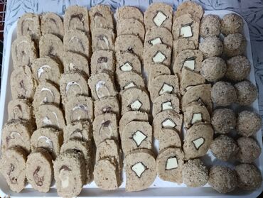 Konditorski proizvodi, slatkiši: Predstavljamo raznovrstan asortiman mini kolača i slatkiša, idealnih — 1