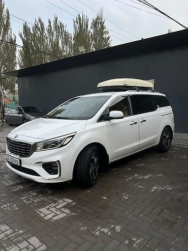4 108: Kia Carnival: 2019 г., 2.2 л, Автомат, Дизель, Минивэн — 1