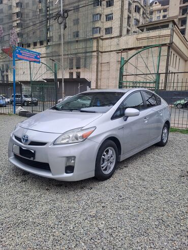 Toyota: Toyota Prius: 2011 г., 1.8 л, Автомат, Гибрид, Хэтчбэк