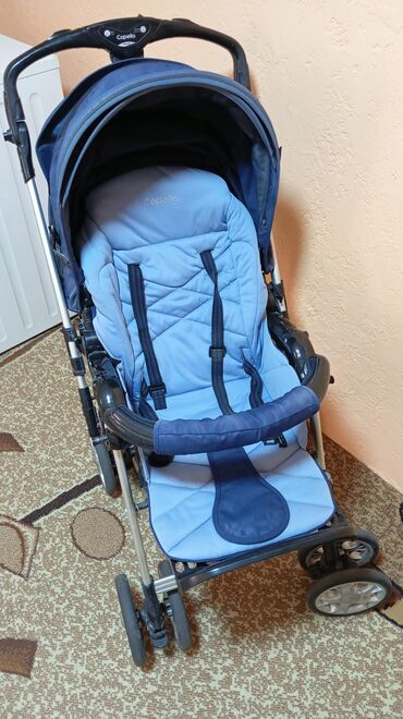 детская коляска зима: Коляска, цвет - Голубой, Б/у