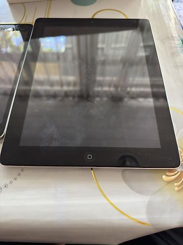 Планшеты: Apple iPad 2 (модель iPad2,2), 16 ГБ, цвет Black. Коробка есть!!! — 1