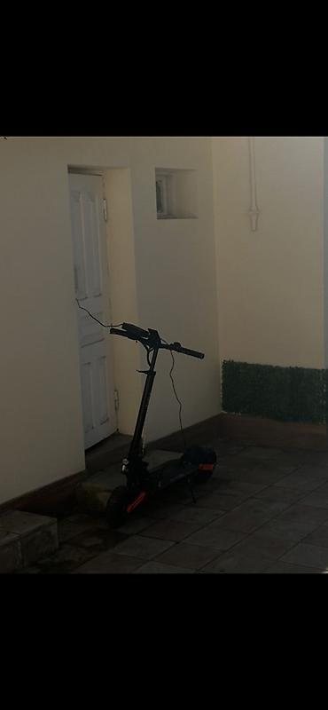 Elektrikli samokatlar: İşlənmiş Elektrik samokat > 12", > 1000 Vt, > 45 km/s, Ünvandan götürmə, Ödənişli çatdırılma — 4