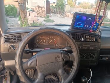 Volkswagen: Volkswagen Golf: 1995 г., 1.6 л, Механика, Бензин, Хэтчбэк — 11