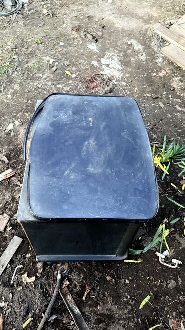 Тумбы для вещей и одежды: Продаю тумбочку В хорошем состоянии Б/у Тел 0559. 3. 2. 0.5. 31 — 2