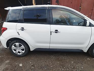 Toyota: Toyota ist: 2002 г., 1.5 л, Автомат, Бензин, Хэтчбэк — 12