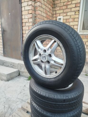Колеса в сборе: Колеса в сборе 205 / 70 / R 15, Лето, Б/у, Комплект, Внедорожные (АТ/МТ), Литые, отверстий - 5