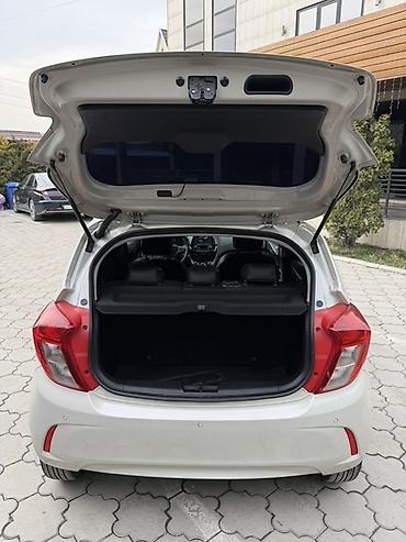 Chevrolet: Chevrolet Spark: 2020 г., 1 л, Вариатор, Бензин, Хэтчбэк — 7