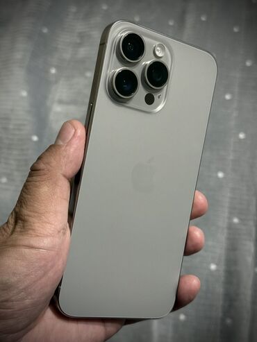 кытайский айфон: IPhone 15 Pro Max, Б/у, 256 ГБ, Natural Titanium, Коробка, 89 %