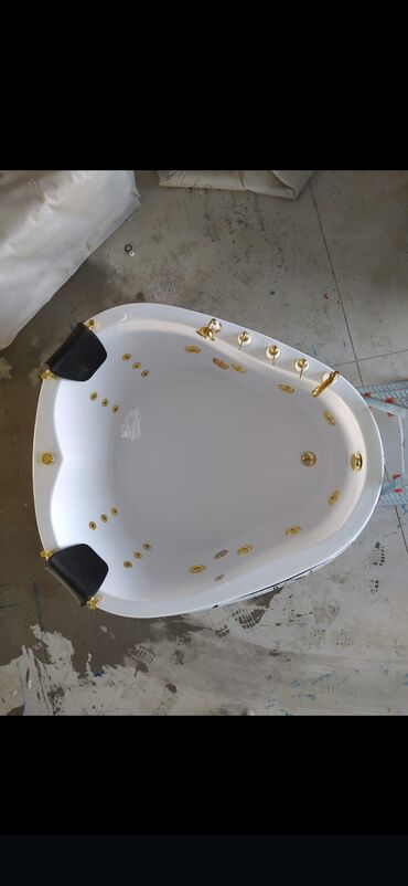 Cakuzi vannalar: Yeni Cakuzi vanna Motorlu, Ödənişli çatdırılma — 19