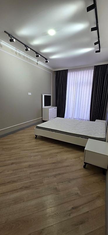 Qonaq otağı dəstləri: West Town Elit MTK 14/7 2 otaq 2 sanuzel 3 balkon (Hər otaqdan — 8