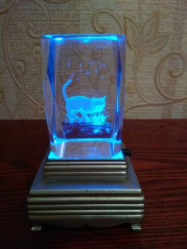 Другой декор и предметы интерьера: Продаю декор для дома: 1. Сувенир Москва, если потрясти, внутри шара — 7