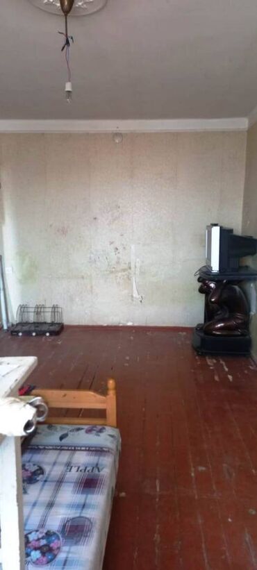 Köhnə tikili: Bakı, 1 otaqlı, Köhnə tikili, m. Qara Qarayev, 35 kv. m — 4