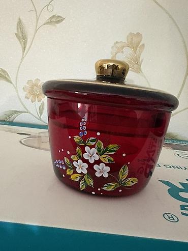 qoz mürəbbəsi faydaları: Qırmızı şüşə qab – qapaqlı, əl işı boyalı - Material: qalın şüşə - — 1