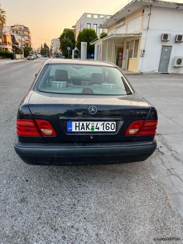 Mercedes-Benz E 200: 2 l. | 1996 έ. Λιμουζίνα