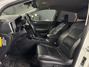 Продажа авто: Kia Sportage: 2018 г., 0.2 л, Автомат, Бензин, Внедорожник — 3