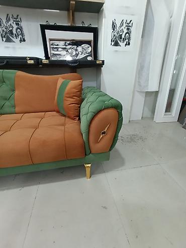 Divanlar: Yaşıl-narıncı rəng kombinasiyalı 3 nəfərlik divan - Dizayn — 4