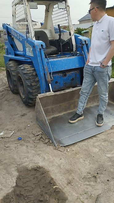 bobcat: Мини-погрузчик с ковшом — аренда для земляных и строительных работ — 3