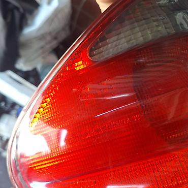 124 e500: Задний левый стоп-сигнал Mercedes-Benz 2002 г., Б/у, Оригинал, Германия — 1