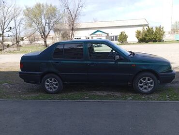 срочная продажа авто по низким ценам: Volkswagen Vento: 1994 г., 1.8 л, Механика, Бензин, Седан