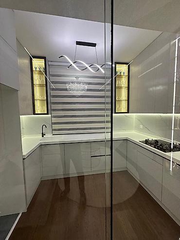 yeni ramanida ev: Satılır 3 otaqlı yeni tikili 75 m², Nəriman Nərimanov m. Kateqoriya — 8
