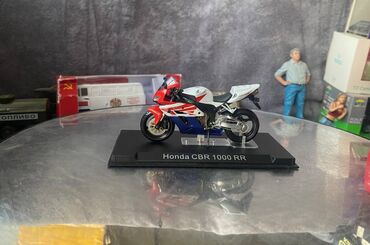 Avtomobil modelləri: Honda, 2004 il, 1:24, Dəmir, Ödənişli çatdırılma — 22