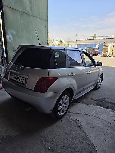 Toyota: Toyota Ist: 2003 г., 1.3 л, Автомат, Газ, Хэтчбэк — 6