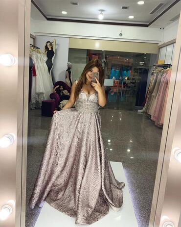 Ziyafət donları: Kirayəsi 70₼.butikimizdə 200+ libaslarimiz əksəriyyəti