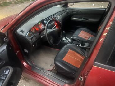 срочно продать машину: Mitsubishi Lancer: 2004 г., 1.6 л, Автомат, Бензин, Седан