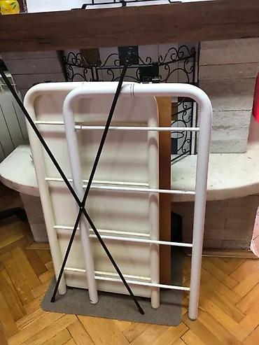 Police: Metalna polica sa tri nivoa - Konstrukcija: cevasti metalni ram bele — 5