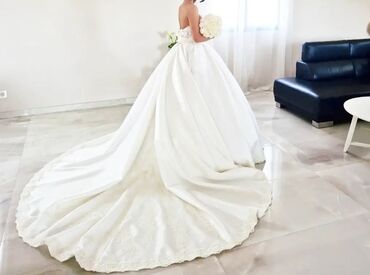bela cipkana haljina: Venčanica je nova kupljena u Turskoj . Nošena je samo jednom