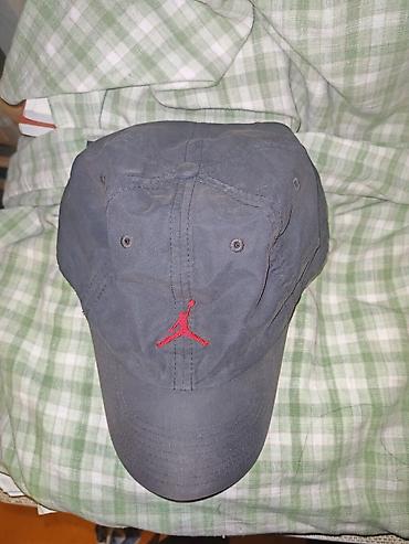 ağ kepka: Qara rəngli papaqlar dəsti - Jordan: Ön hissədə qırmızı Jumpman — 1