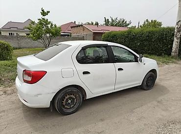 logan: Renault Logan: 2014 г., 1.6 л, Механика, Бензин, Седан — 4