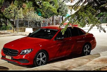 Mercedes-Benz: Mercedes-Benz E 220: 1.6 l. | 2019 έ. Λιμουζίνα