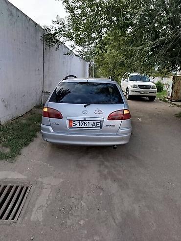 civic 1996: Toyota Avensis: 2001 г., Универсал — 9